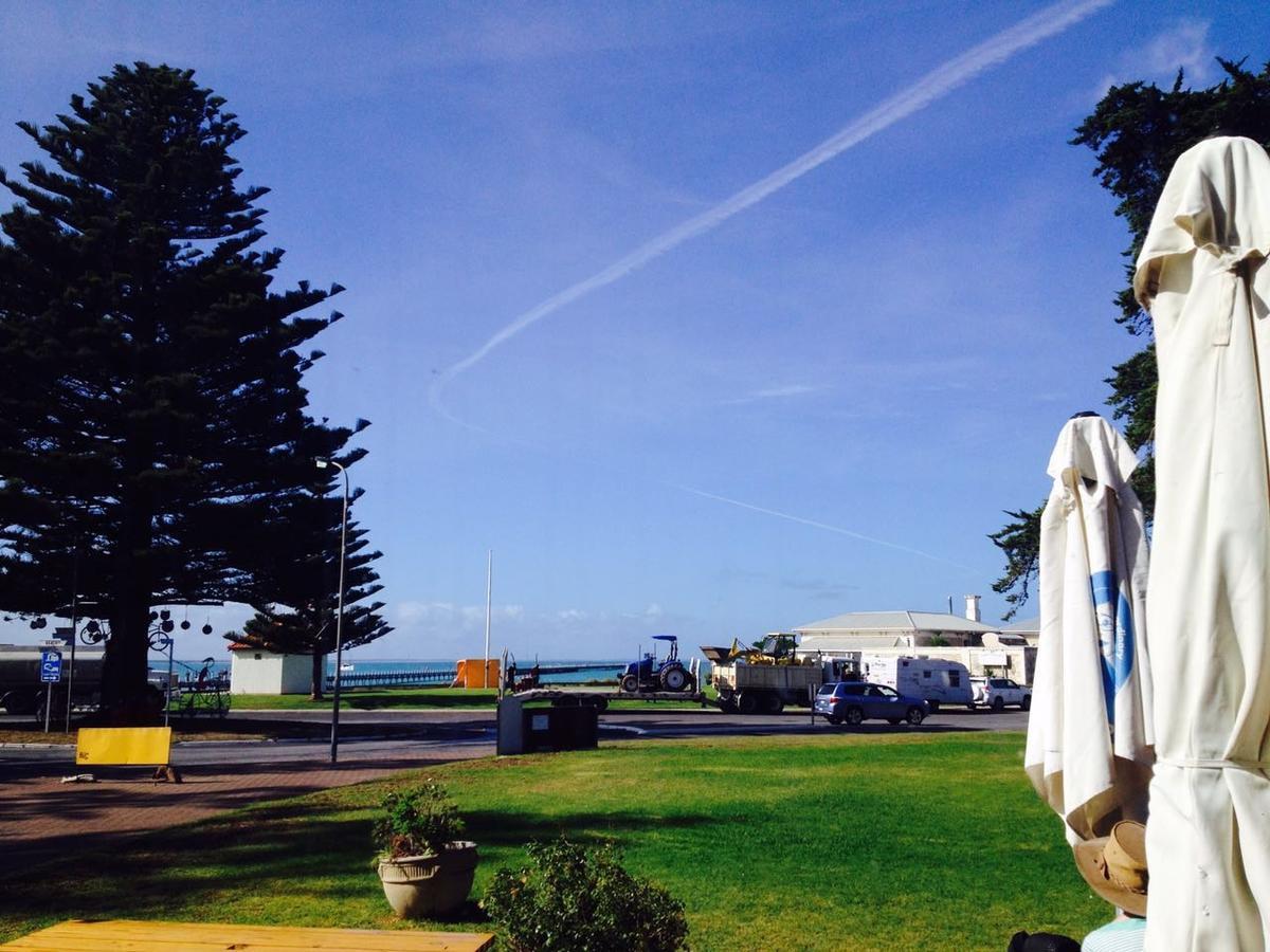 Bompas Boutique Hotel Beachport Exterior photo